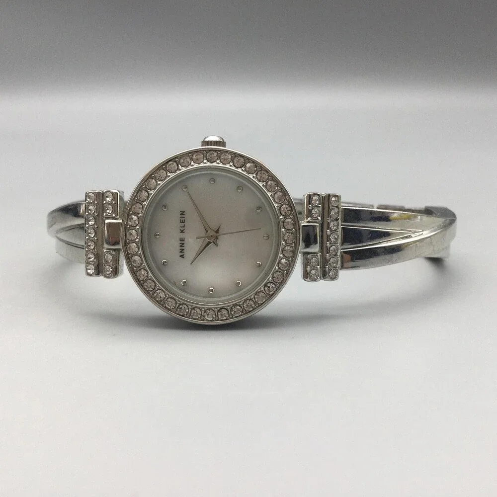 Anne Klein see photos